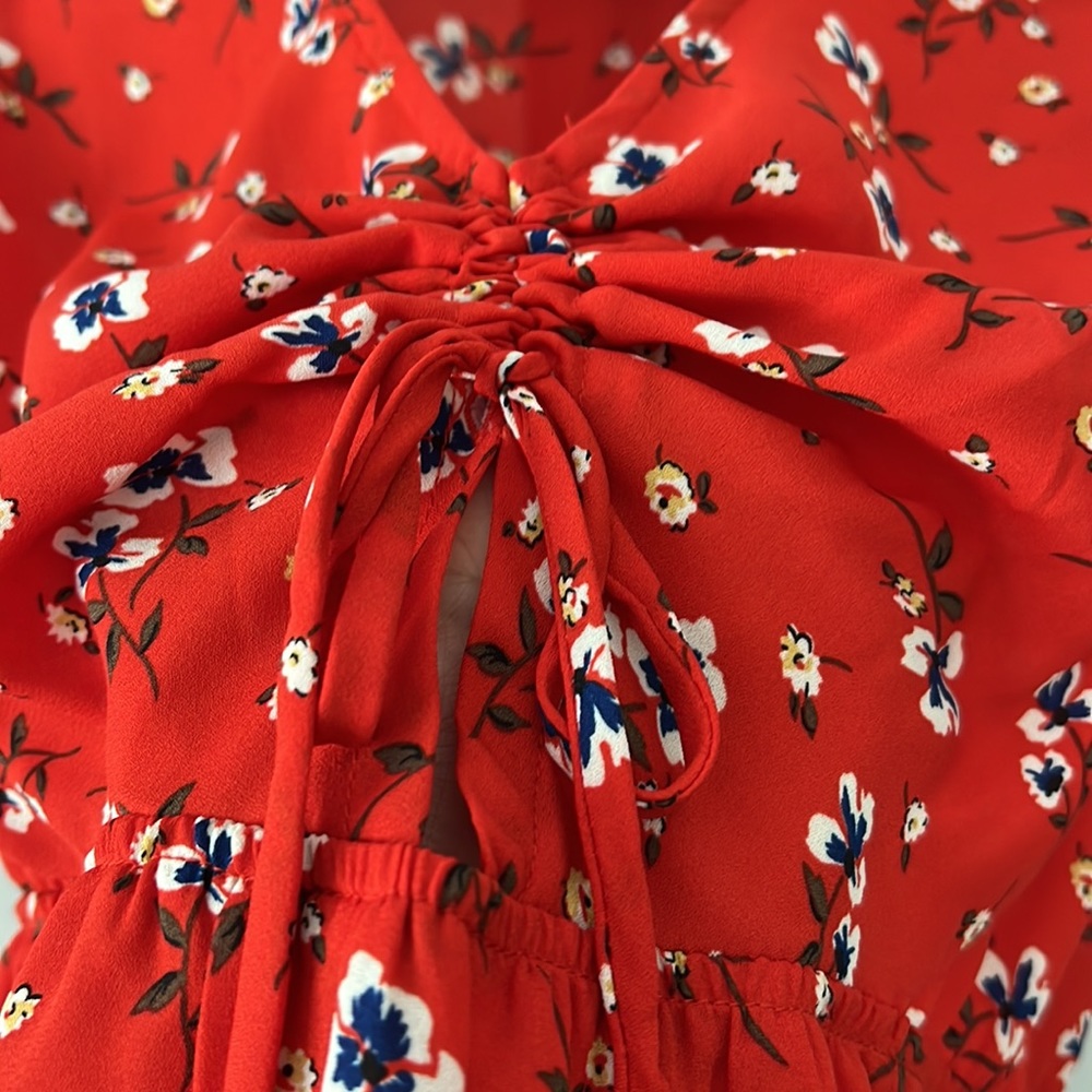 Socialite Floral Top - Picture 3 of 5